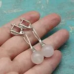 Серьги с розовым кварцем