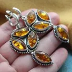 Серьги из янтаря и серебра