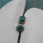 Серьги гвоздики с натуральной бирюзой