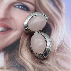 Женственные серьги из серебра, граната, розового кварца