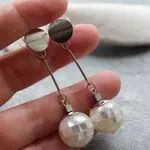 Стильные серьги из перламутра