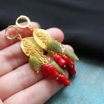 Коралловые серьги ручной работы