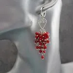 Серьги грозди с красным кораллом и серебром