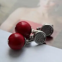 Серьги из серебра и красного коралла