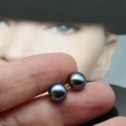 Серьги с черным жемчугом