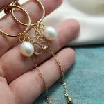 Стильные серьги с жемчугом