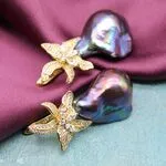 Серьги с крупным черным жемчугом барокко