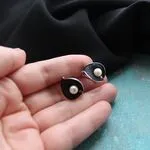 Стильные серьги с жемчугом