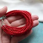 Браслет из красного коралла
