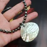 Черный жемчуг в украшениях