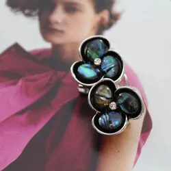 Серьги из гелиотиса
