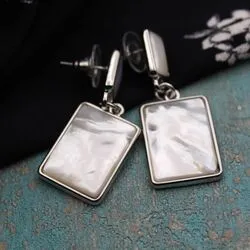 Серьги из белоснежного перламутра