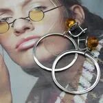 Стильные серьги с янтарем