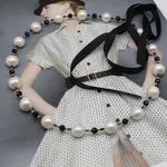 Стильное ожерелье с жемчугом