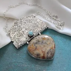 Колье из кружевного агата, серебра