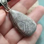 Подвеска из кружевного агата