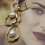 Золотые серьги с жемчугом