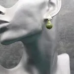 Серьги с зеленым нефритом