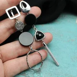 Серьги асимметричные с натуральными камнями