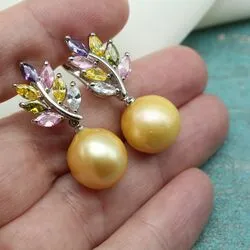 Серьги с крупным золотым жемчугом