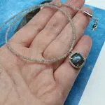 Стильный чокер с подвеской
