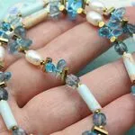 Украшения с натуральными камнями - жемчуг, кварц, варисцит