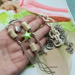 Колье с белым кораллом