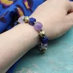 Браслет с природными камнями - синие камни - аметист