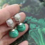 Авторские серьги с малахитом