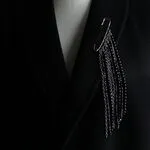 Стильные броши с камнями