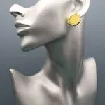 Необычные асимметричные серьги