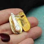 Дизайнерские серьги с натуральным барочным жемчугом