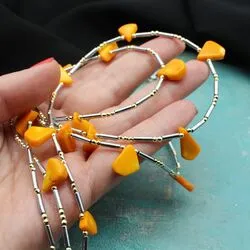 Колье с желтым кораллом